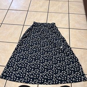 A dazy blue with white flower maxi skirt!